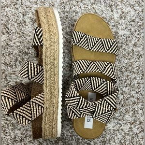 Steve Madden Sandals
